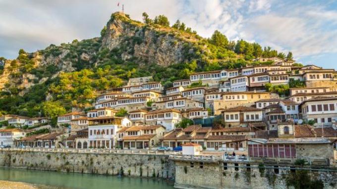 Studimi per Beratin dhe Permetin, tri alternativa zhvillimi, nga trashegimia tek eko-turizmi